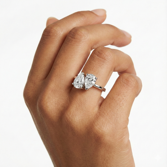 Glitz Duelis Pear Ring