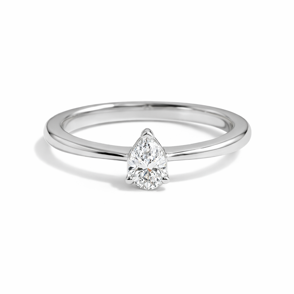 Glitz Eclat Pear Ring
