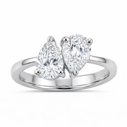 Glitz Duelis Pear Ring
